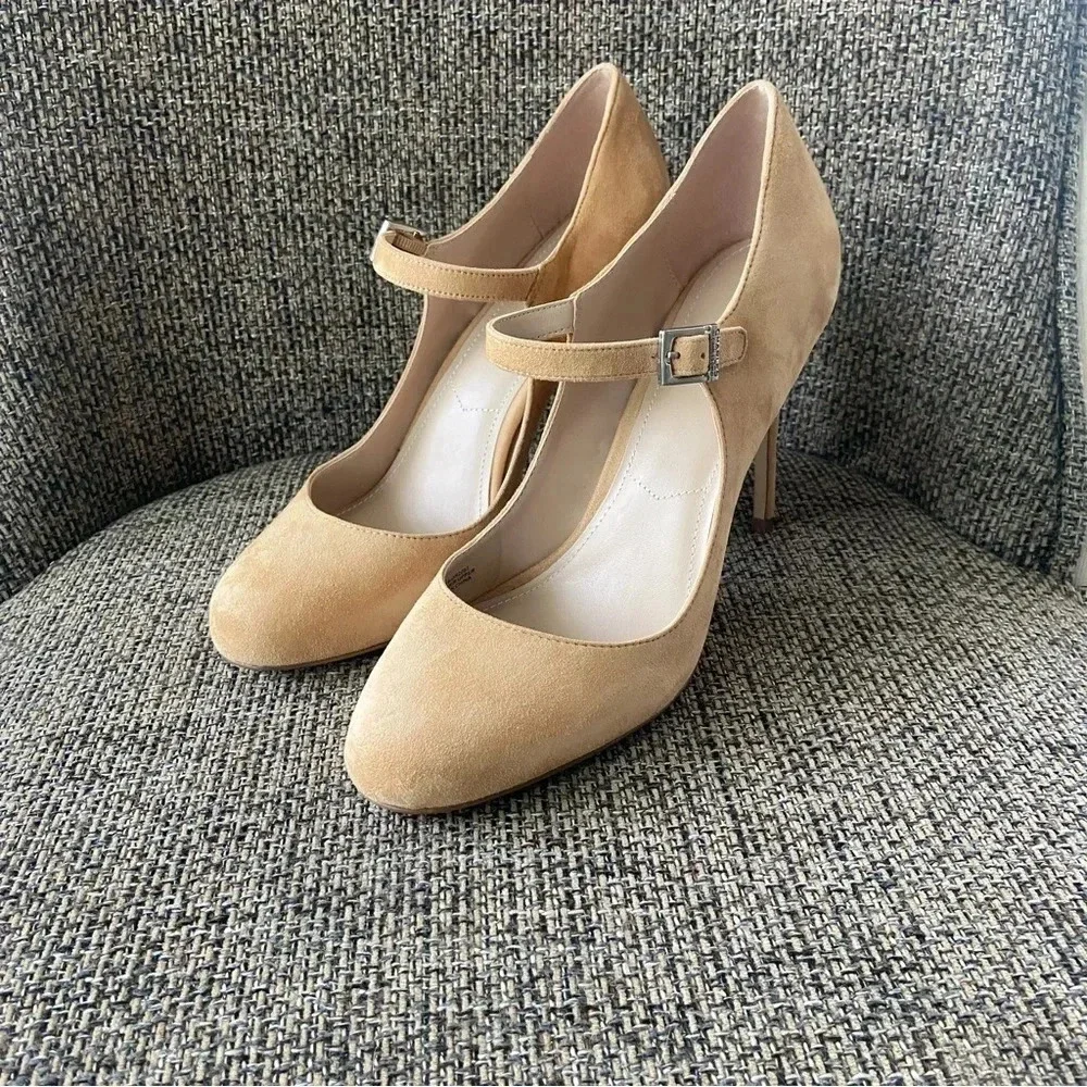 Charles by Charles David Women's Suede Lava‎ Dress Pump Size 11